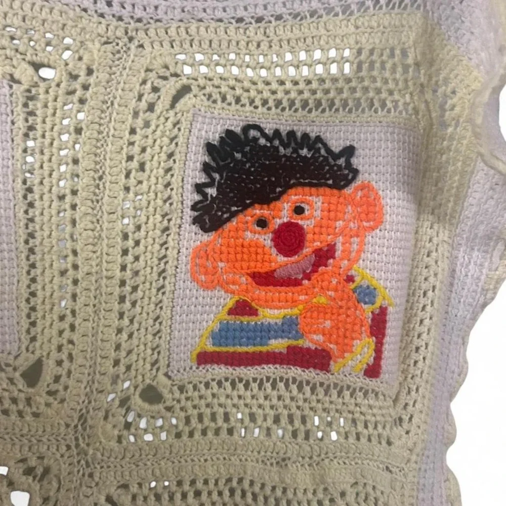 VINTAGE 1970s knitted Sesame Street‎ afghan blanket 29X40 HANDMADE